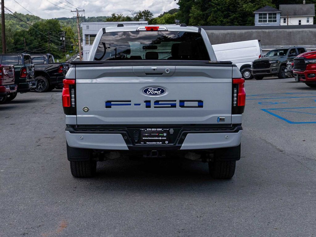 Used 2024 Ford F150 Lightning Flash AWD/4WD image 5