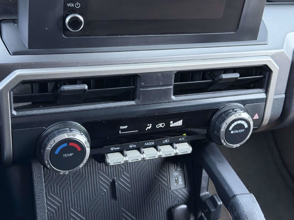Certified 2025 Toyota 4Runner SR5 AWD/4WD image 6