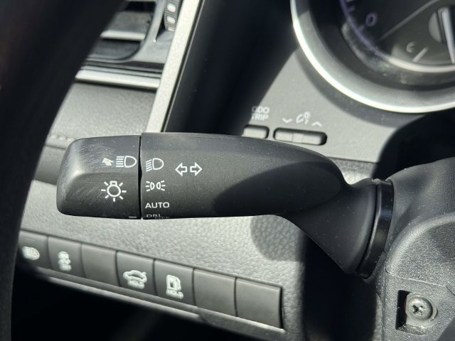Used 2023 Toyota Camry LE FWD image 37