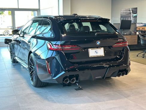 New 2027 BMW M5 Touring AWD/4WD image 3