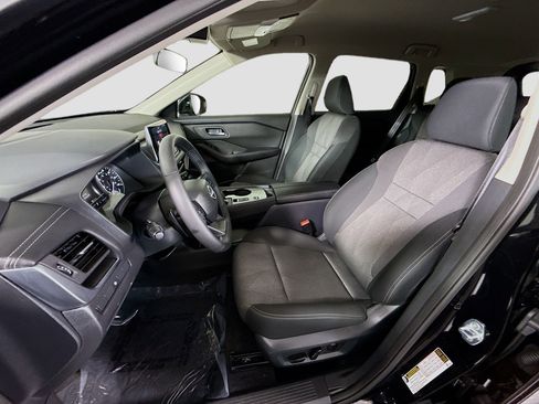 Used 2026 Nissan Rogue SV image 22