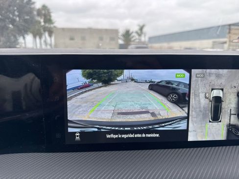 Used 2026 Nissan Kicks SR FWD image 17