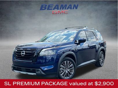 Used 2022 Nissan Pathfinder SL w/ SL Premium Package