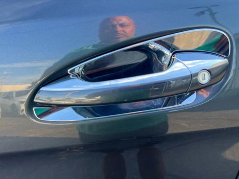 Used 2015 Mercedes-Benz GL 450 4MATIC image 74