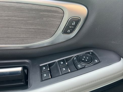 Used 2025 Ford Expedition Max Platinum w/ Platinum Ultimate Package image 23