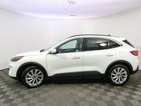 Used 2022 Ford Escape Titanium w/ Titanium Elite Package image 6