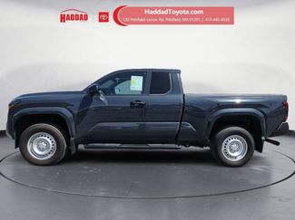 Used 2025 Toyota Tacoma SR w/ SR Upgrade Package AWD/4WD video 2