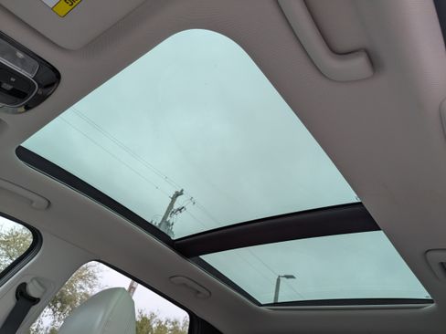 Used 2022 Hyundai Tucson Limited w/ Cargo Package image 22