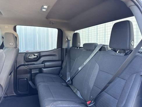 Used 2021 Chevrolet Silverado 1500 LT image 28