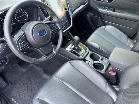 Used 2025 Subaru Forester Limited AWD/4WD image 13