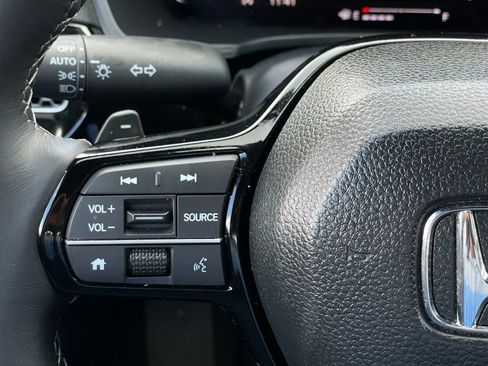 Used 2025 Honda Civic Sport image 15