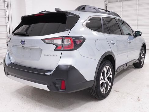 Used 2020 Subaru Outback Limited w/ Popular Package #2 AWD/4WD image 29