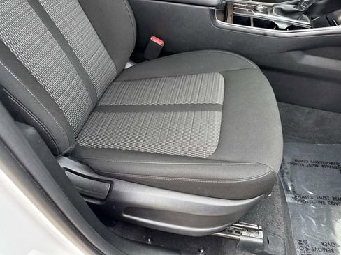 Used 2022 Kia Sorento LX FWD image 10