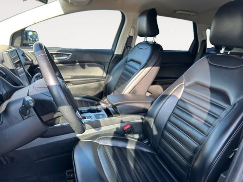 Used 2024 Ford Edge SEL AWD/4WD image 9