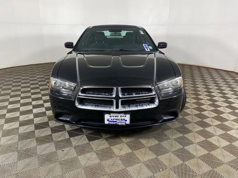 Used 2014 Dodge Charger SE w/ Sport Appearance Group image 19