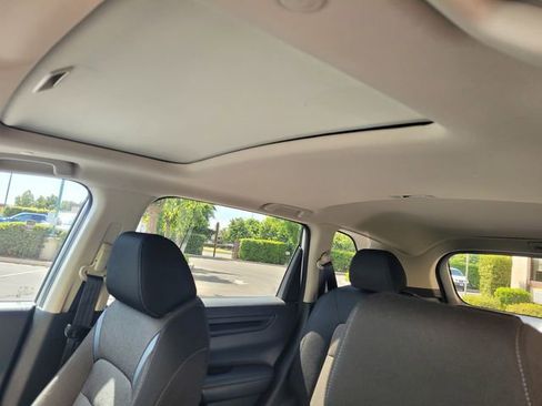 Used 2023 Honda CR-V EX image 8