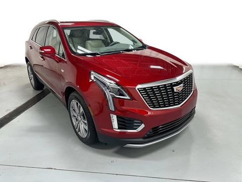 Certified 2024 Cadillac XT5 Premium Luxury AWD/4WD image 1