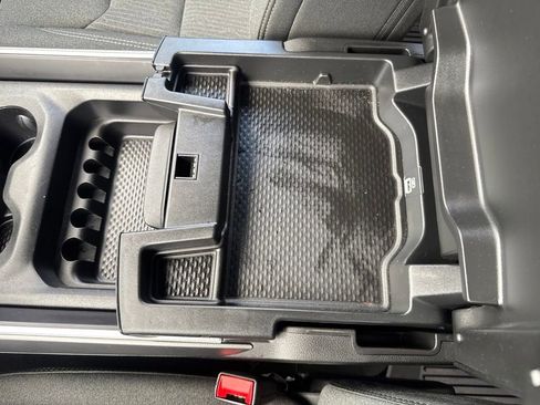 Used 2019 RAM 1500 Big Horn AWD/4WD image 36