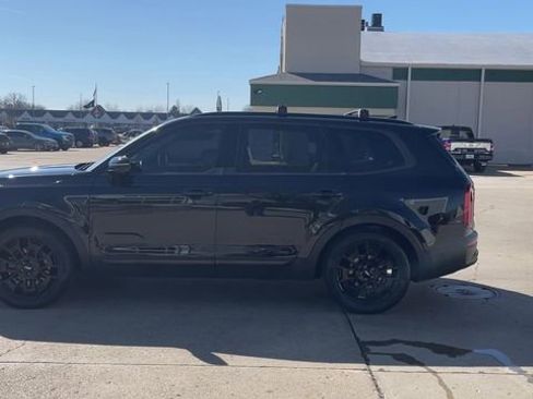 Used 2022 Kia Telluride SX w/ Nightfall Edition Package image 7