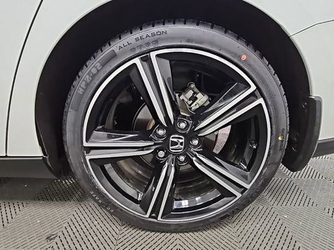 Used 2023 Honda Accord Sport image 42