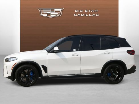 Used 2024 BMW X5 xDrive40i w/ Premium Package image 2