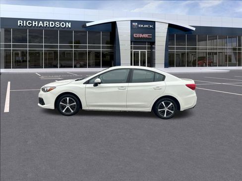 Used 2023 Subaru Impreza 2.0i Premium AWD/4WD image 2