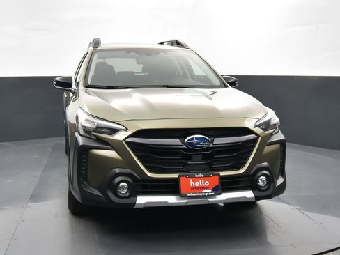 Used 2023 Subaru Outback Limited image 3