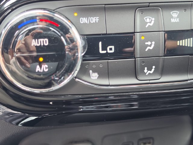 New 2026 Chevrolet Trax RS w/ Driver Confidence Package FWD image 27