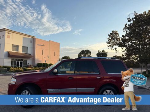 Used 2014 Lincoln Navigator 4WD image 6