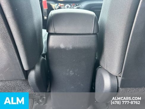 Used 2025 Kia Soul LX w/ LX Technology Package FWD image 26
