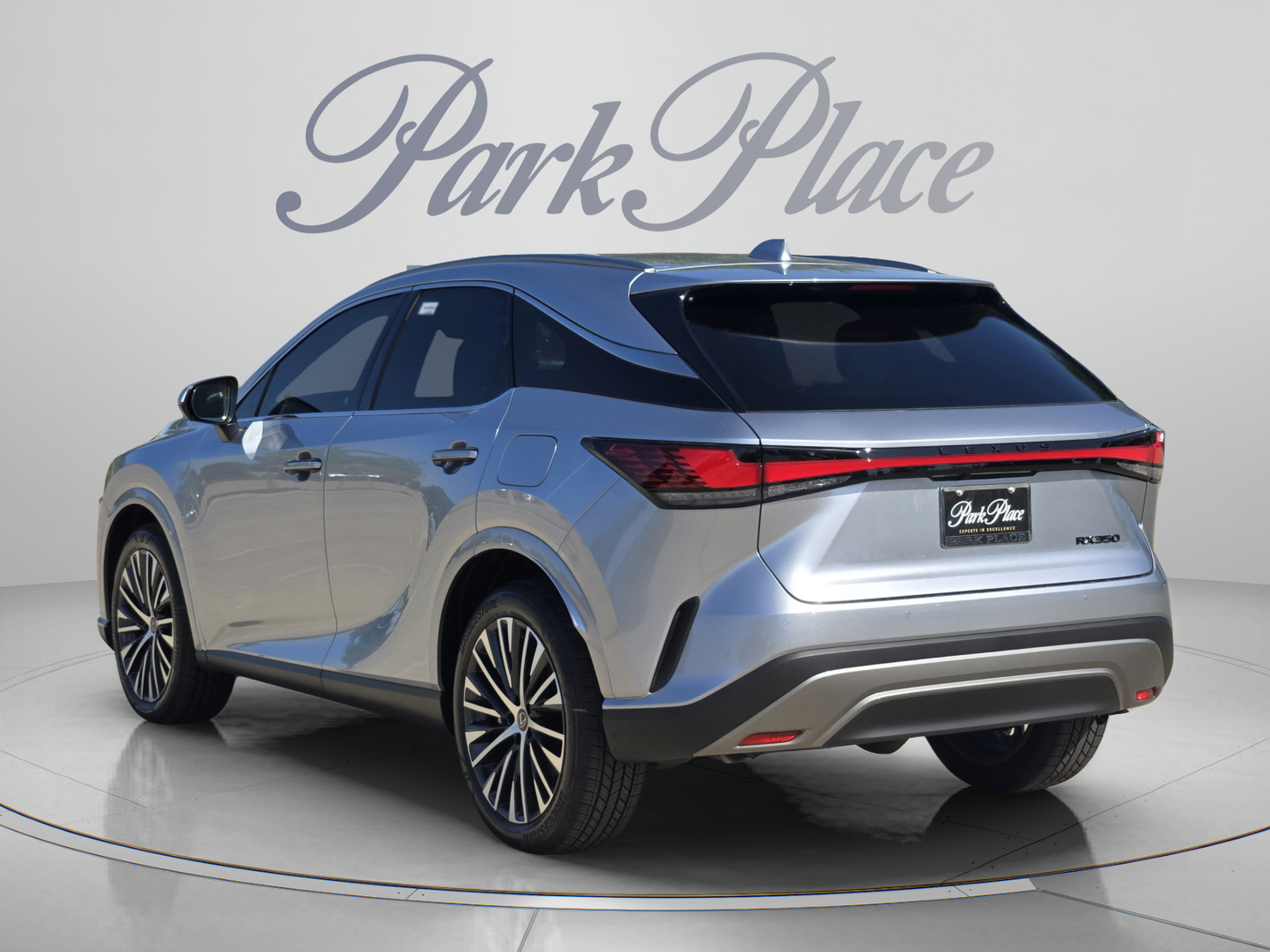 Used 2026 Lexus RX 350 Premium Plus w/ Accessory Package (Z1) FWD image 3