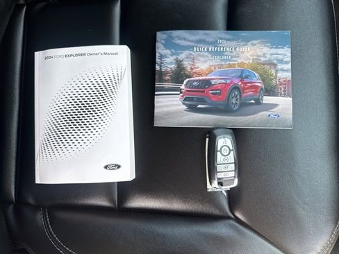 Used 2024 Ford Explorer XLT w/ Equipment Group 202A image 13