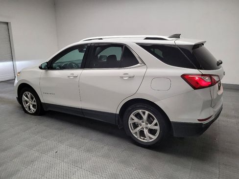 Used 2019 Chevrolet Equinox LT FWD image 3