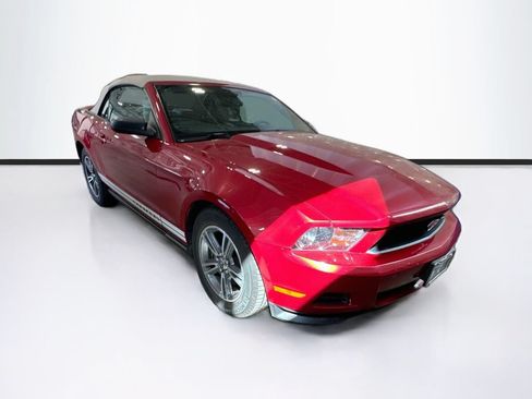 Used 2012 Ford Mustang Premium RWD image 3
