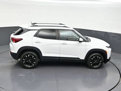 Used 2023 Chevrolet TrailBlazer LT w/ Convenience Package AWD/4WD image 20