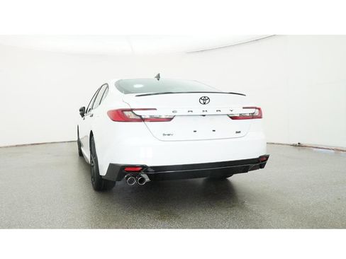 New 2026 Toyota Camry Hybrid image 22