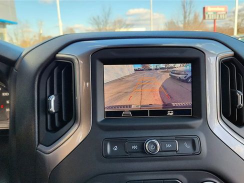 Used 2024 Chevrolet Silverado 2500 Custom w/ Custom Value Package image 22