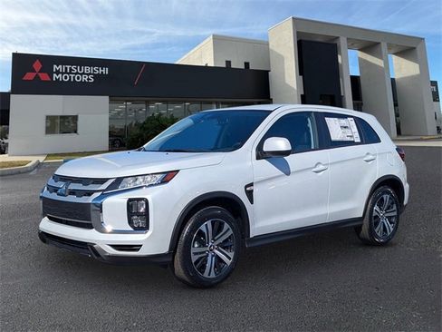 Used 2026 Mitsubishi Outlander Sport ES image 1