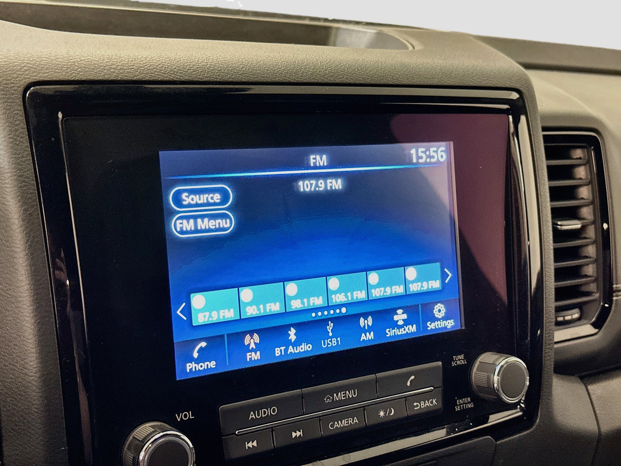 Used 2023 Nissan Frontier SV w/ Midnight Edition Package AWD/4WD image 21
