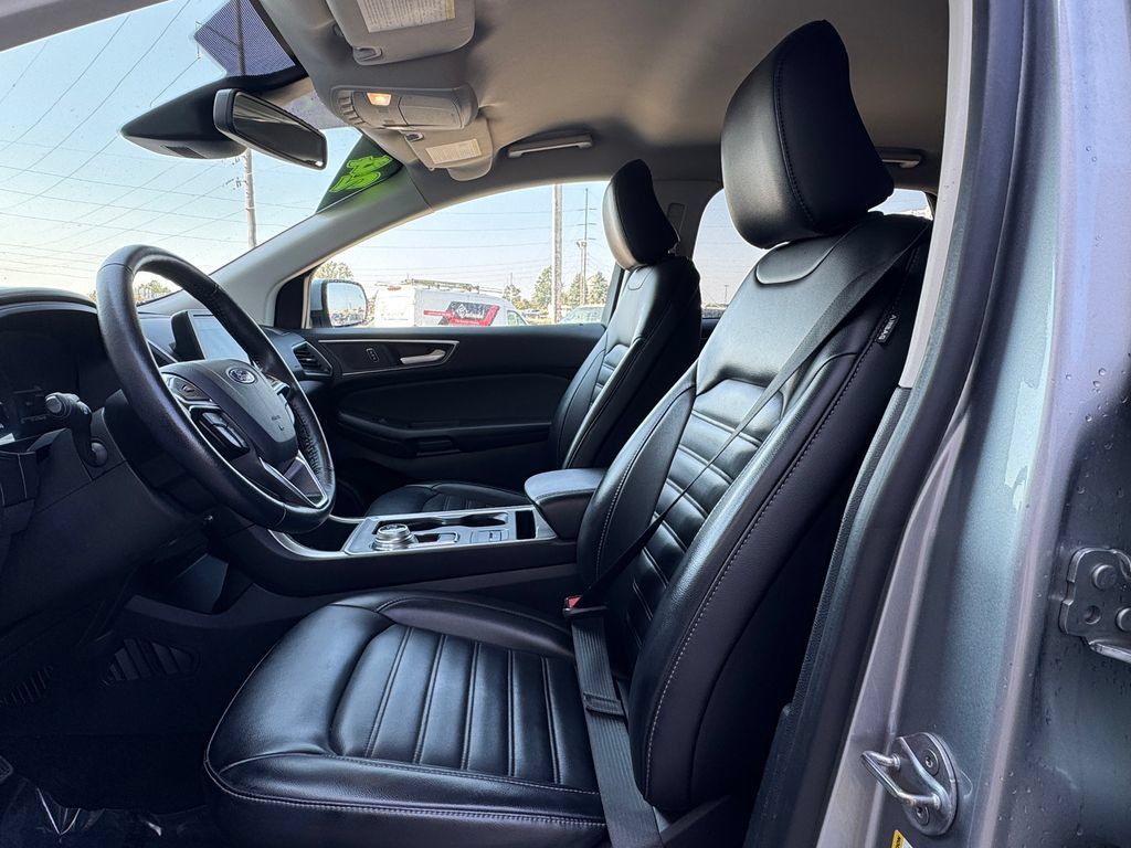 Used 2024 Ford Edge SEL AWD/4WD image 18