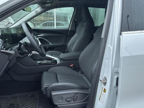 Used 2025 Audi Q5 Prestige image 13