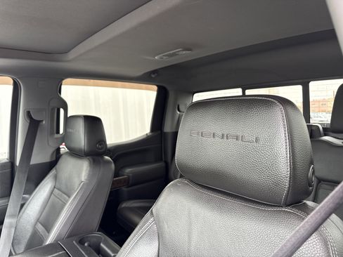 Used 2019 GMC Sierra 1500 Denali w/ Denali Ultimate Package image 19