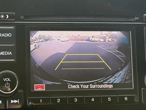 Used 2019 Honda HR-V LX image 10