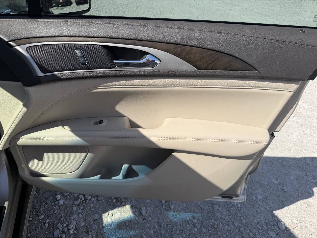 Used 2017 Lincoln MKZ Reserve w/ Climate Package FWD image 20