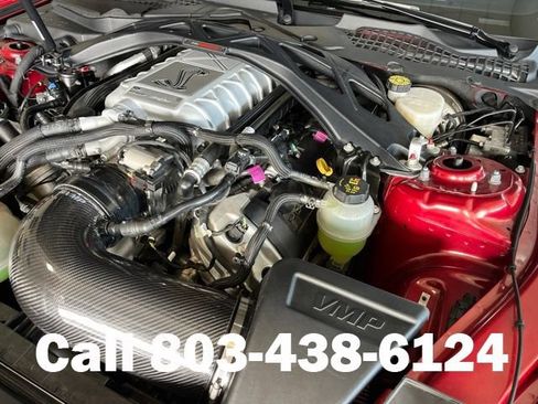 Used 2021 Ford Mustang Shelby GT500 w/ Carbon Fiber Track Pack RWD image 31