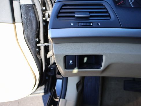 Used 2012 Honda Accord LX image 24