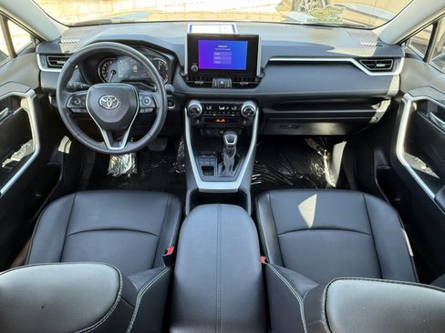 Used 2025 Toyota RAV4 XLE Premium AWD/4WD image 30