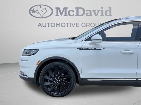 Certified 2022 Lincoln Nautilus Reserve w/ Equipment Group 202A AWD/4WD image 29