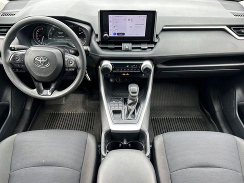 Used 2023 Toyota RAV4 LE AWD/4WD image 13
