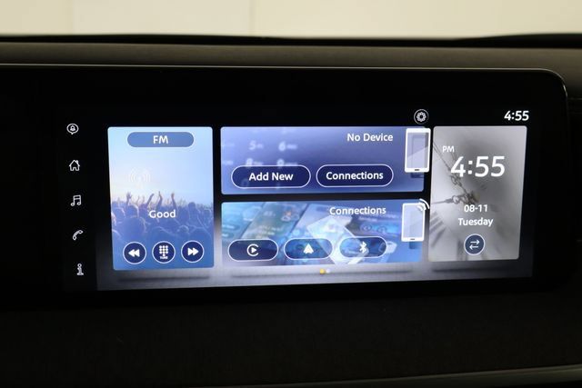 Used 2025 Nissan Kicks SV FWD image 26